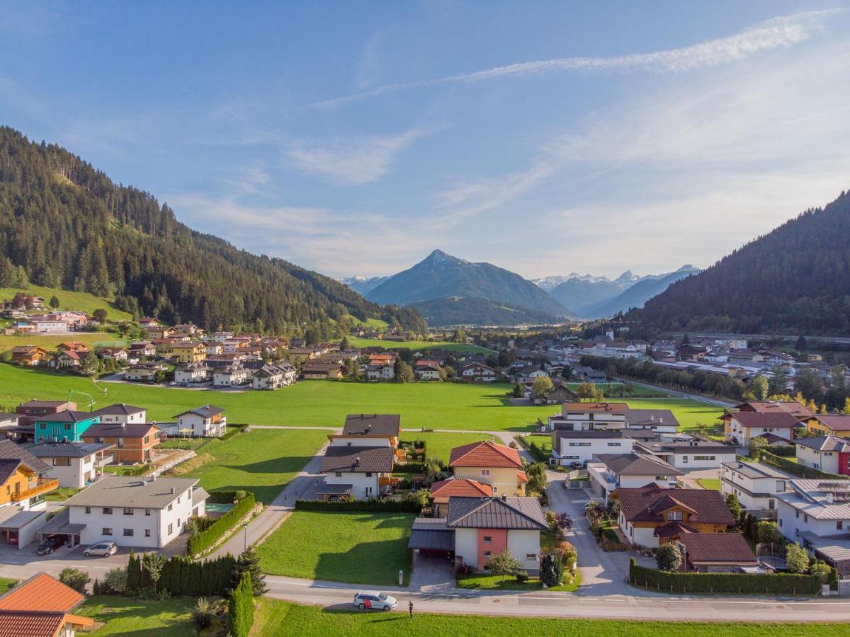 Holiday Home Happy By Interhome Eben Im Pongau Exterior foto